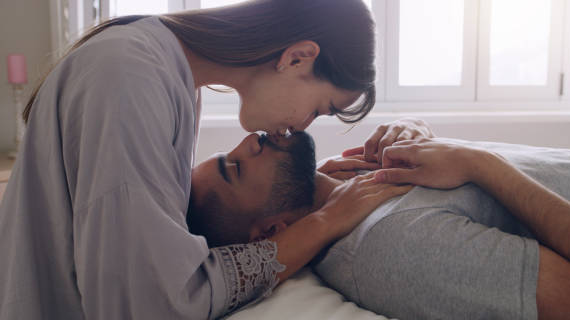 Mantra Bulu Perindu Memikat Wanita: Sukses Menaklukkan Hati