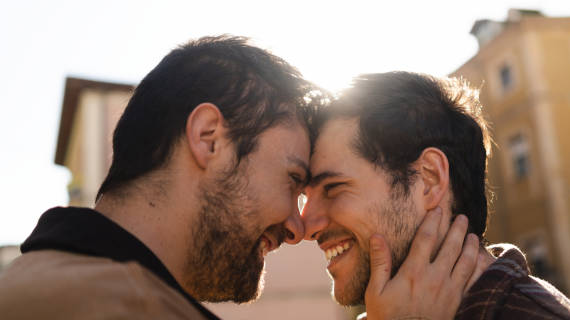 Pelet Sesama Cowok Agar Bisa Diajak Menjalin Hubungan Asmara