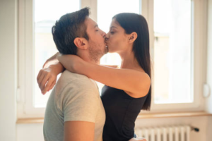 Cara Membuat Orang Tergila Gila pada Anda dengan Pengasihan