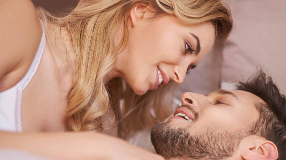 Mengamalkan Doa Mengikat Wanita Agar Setia dan Selalu Merindu