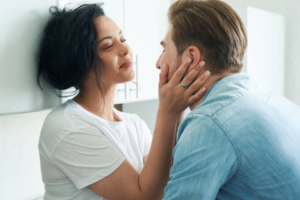 Dukun Pelet Perempuan Terpercaya: Solusi Batin Mengunci Hati