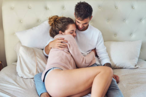 Mantra Lintrik Jawa: Mengunci Hati dan Kesetiaan Pasangan