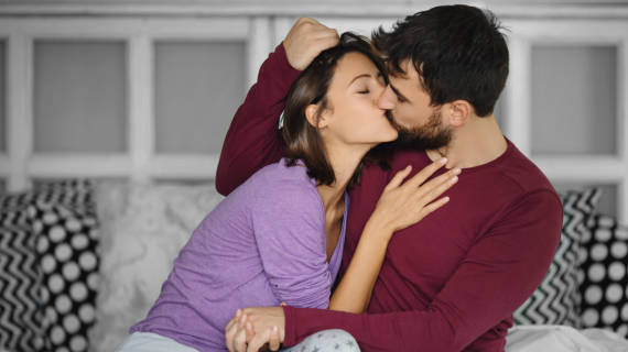 Mantra Perangsang Ampuh Jarak Jauh: Energi Keharmonisan