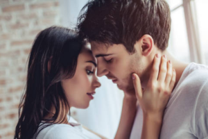 Tanda Tanda Orang Kena Pelet Cinta dan Cara Mengatasinya