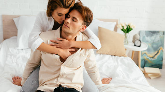 Mantra Supaya Wanita Tergila Gila pada Kita: Rahasia Pemikat